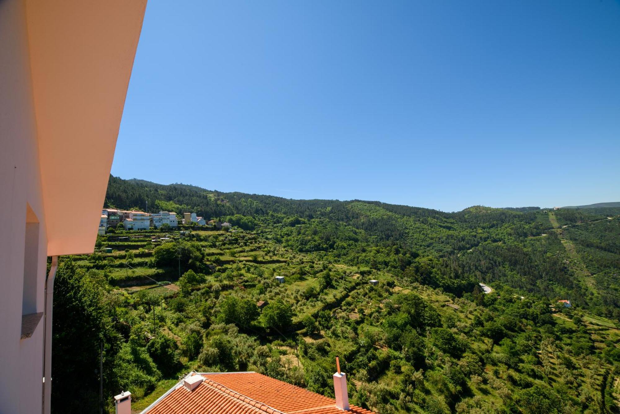Casa Do Beco - Fabulous 3 Bedroom House With An Office, Seia, Serra Da Estrela Lapa dos Dinheiros Экстерьер фото